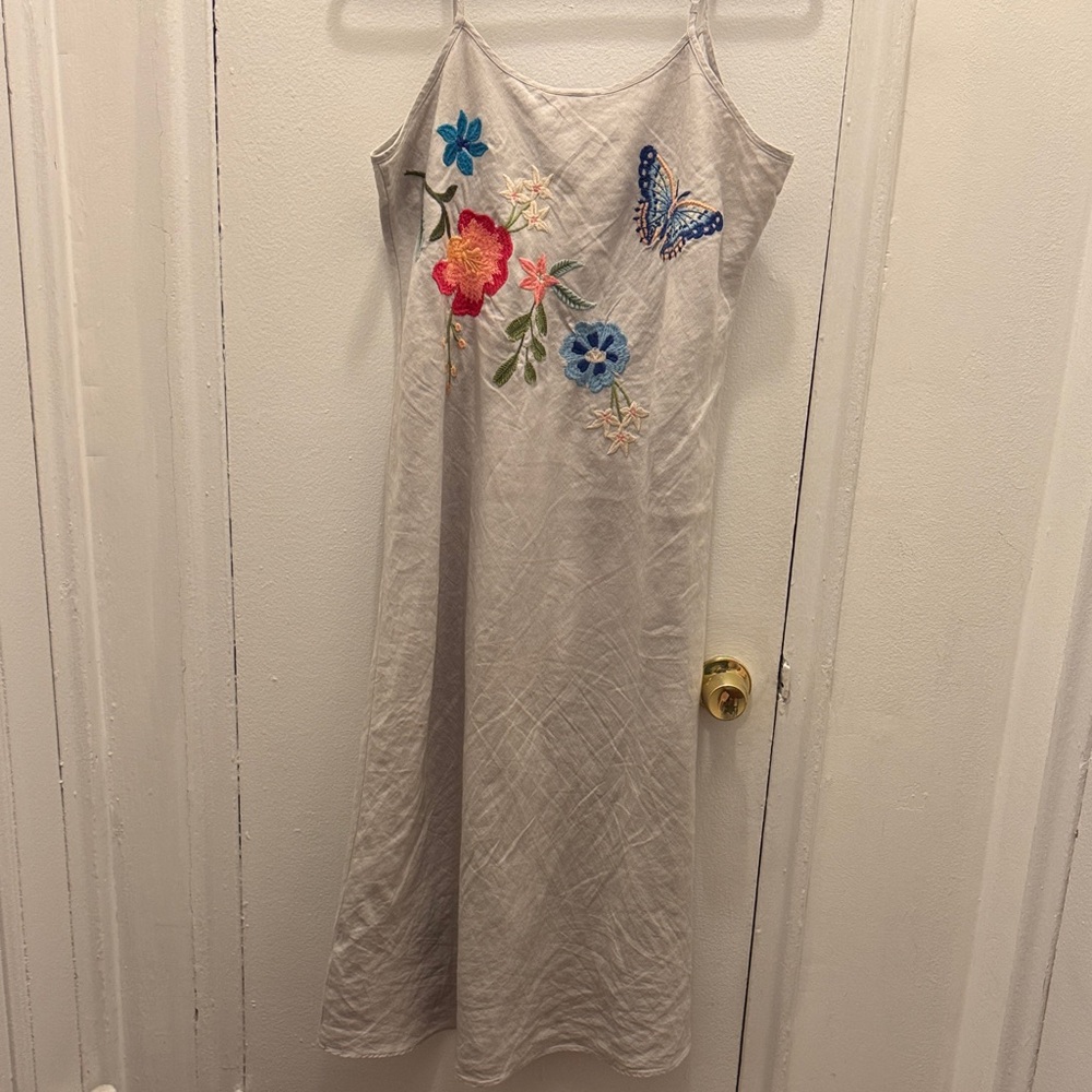 Johnny Was Gray Linen Embroidered Midi Dress - Picture 6 of 7